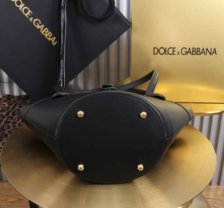 Picture of Dolce Gabbana Handbags _SKUfw227107380fw